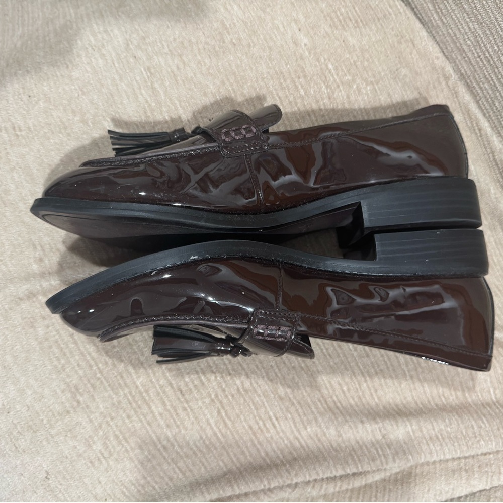 Franco Sarto Carolyn Low Profile Tassel Loafers - Picture 2 of 4